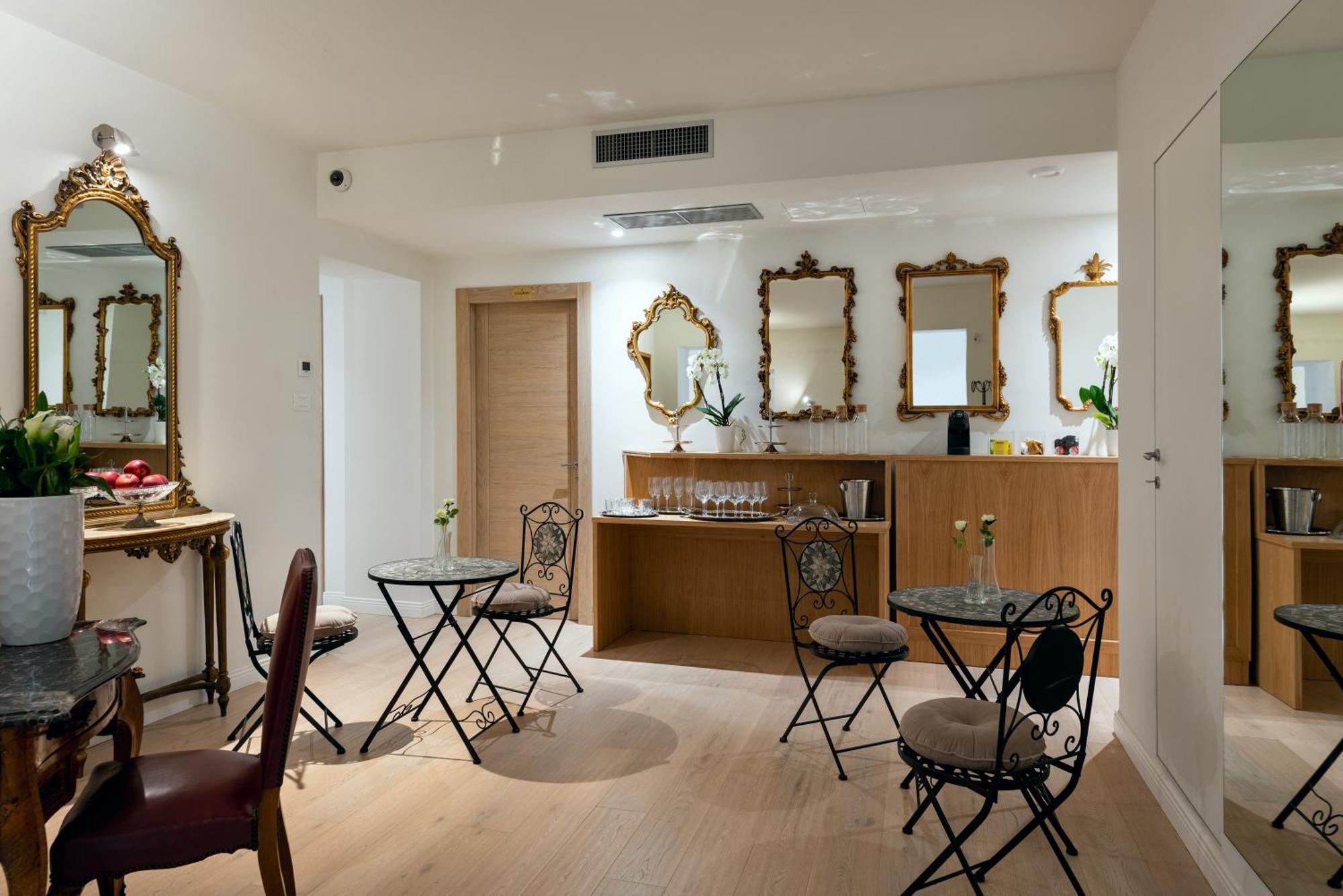 Corte Realdi Luxury Rooms Torino Luaran gambar