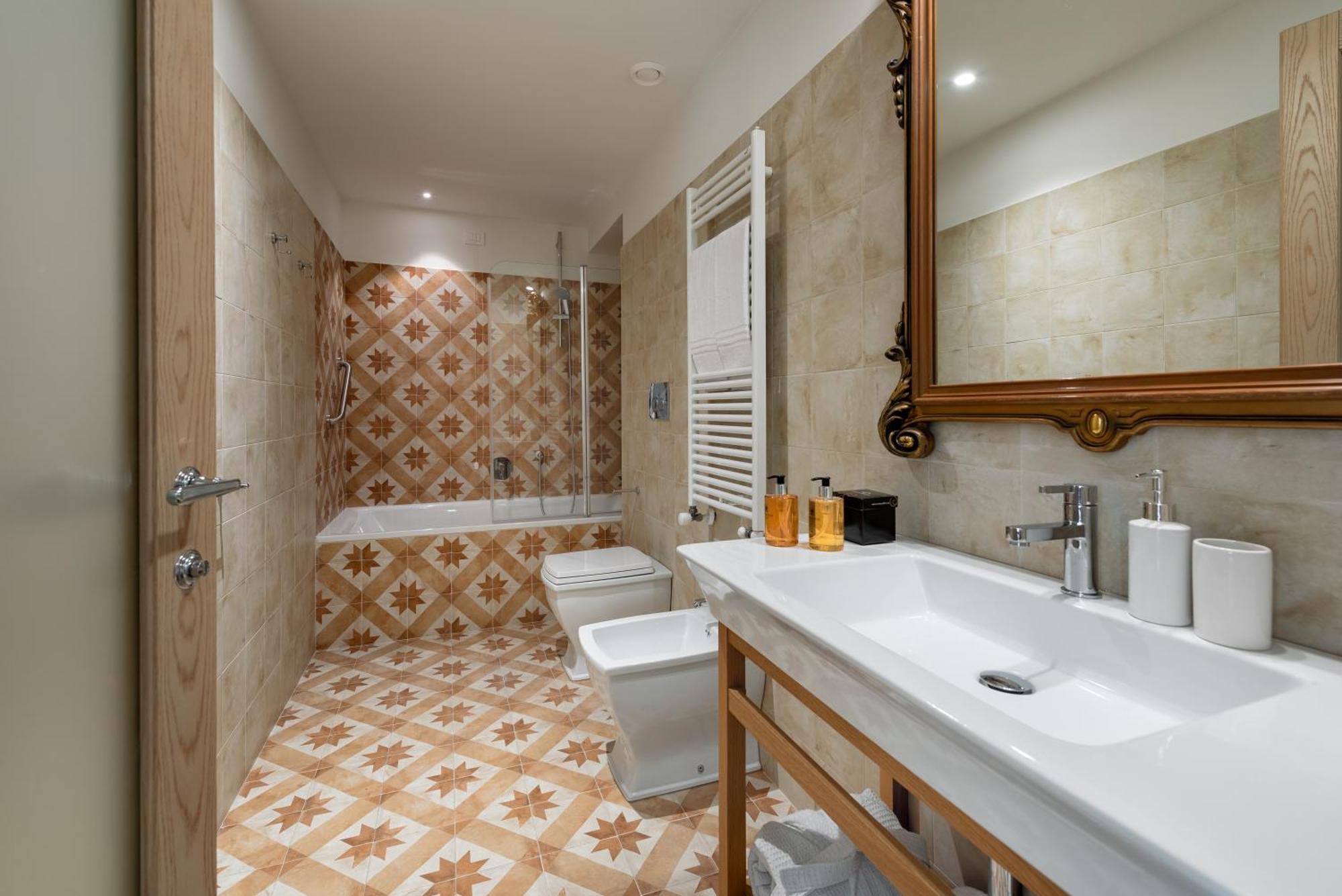Corte Realdi Luxury Rooms Torino Luaran gambar