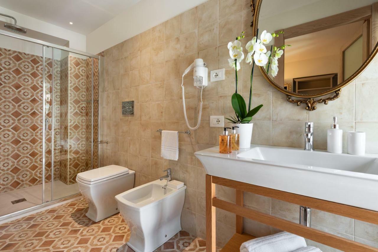 Corte Realdi Luxury Rooms Torino Luaran gambar