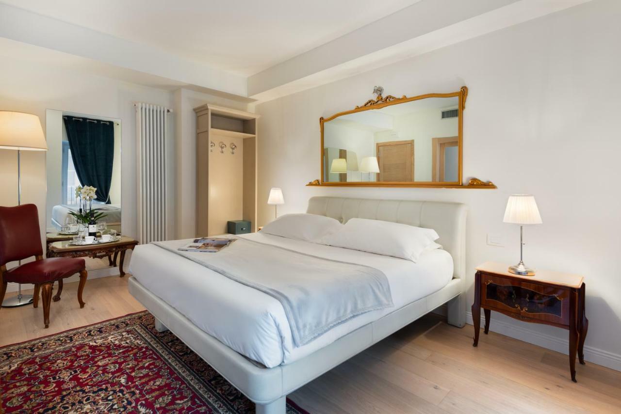 Corte Realdi Luxury Rooms Torino Luaran gambar
